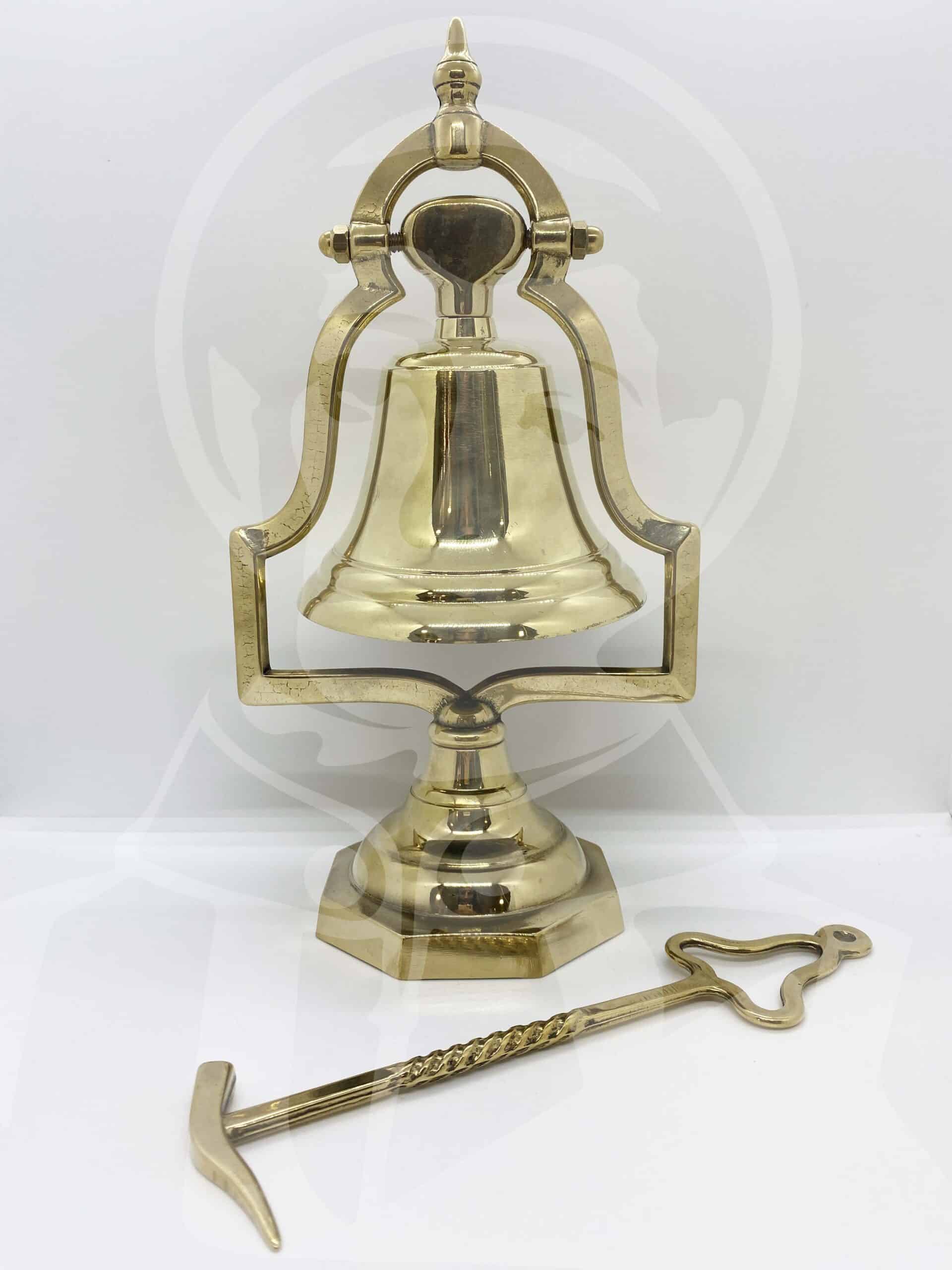 Campainha com Martelinho Dourado