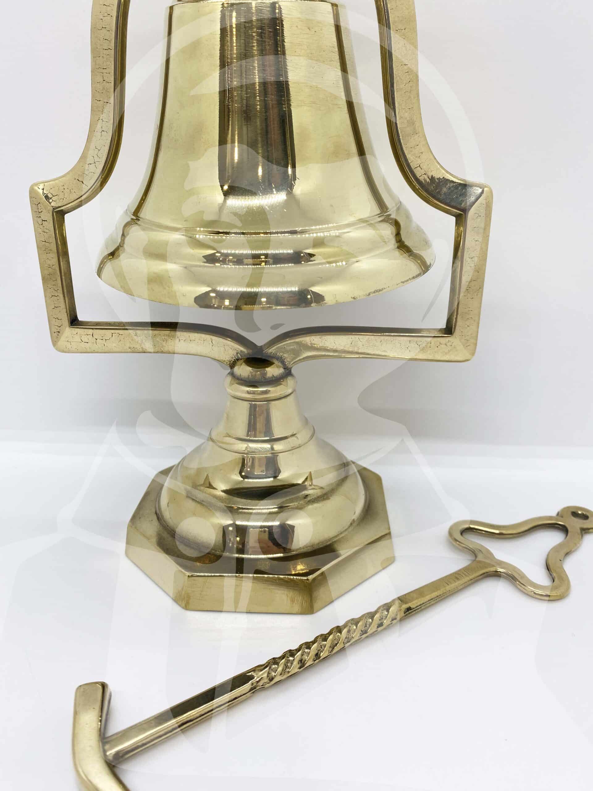 Campainha com Martelinho Dourado - Image 2