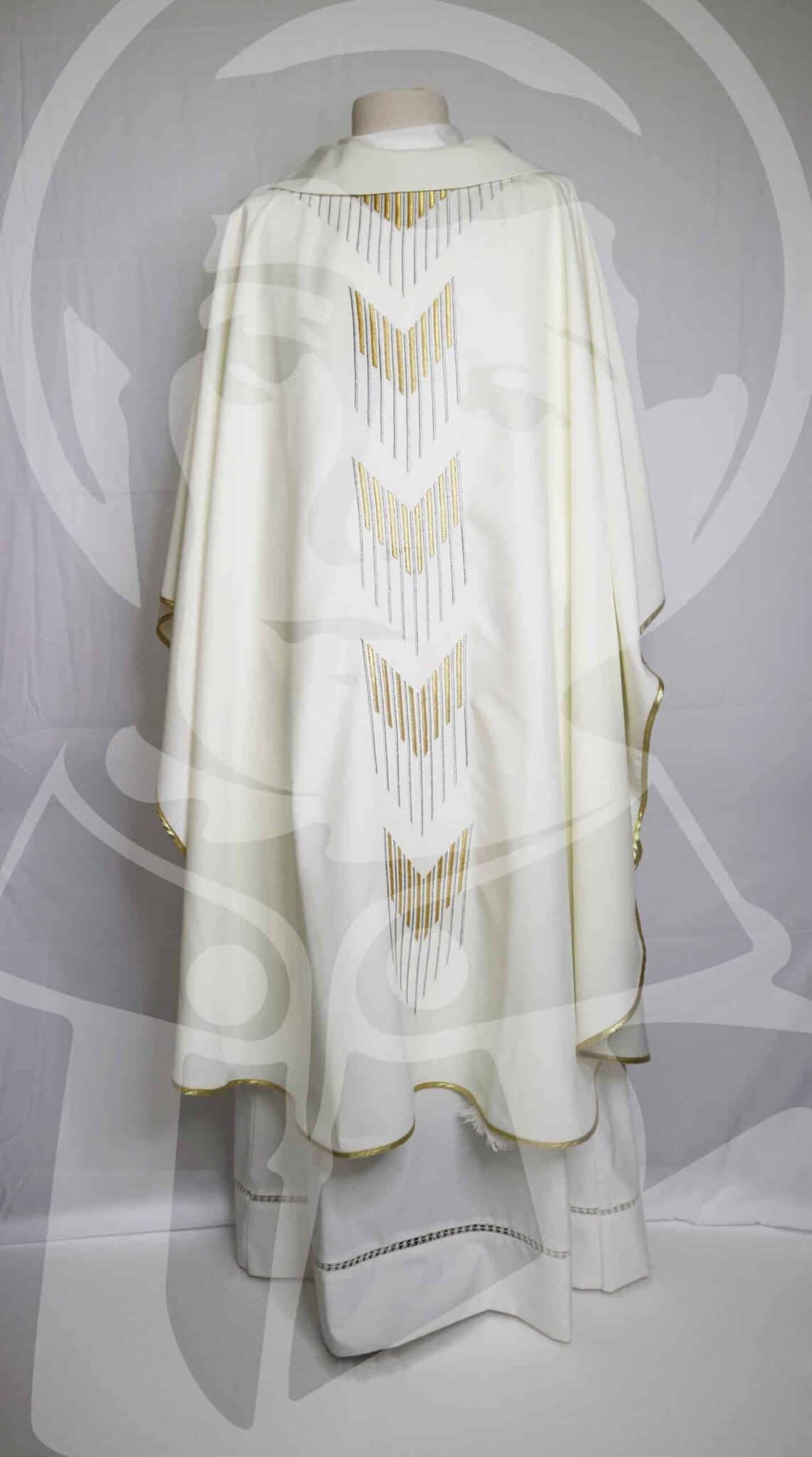 Casula Branca com estola