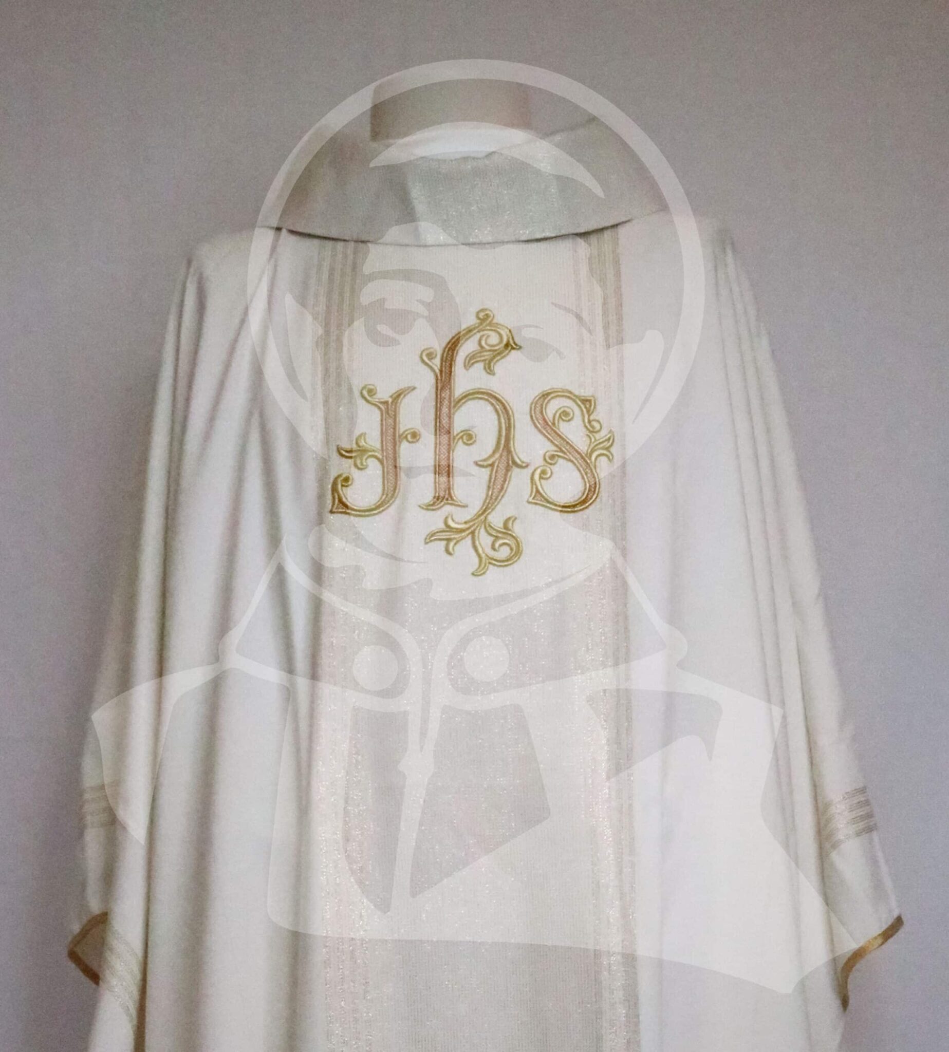 Casula Branca com estola