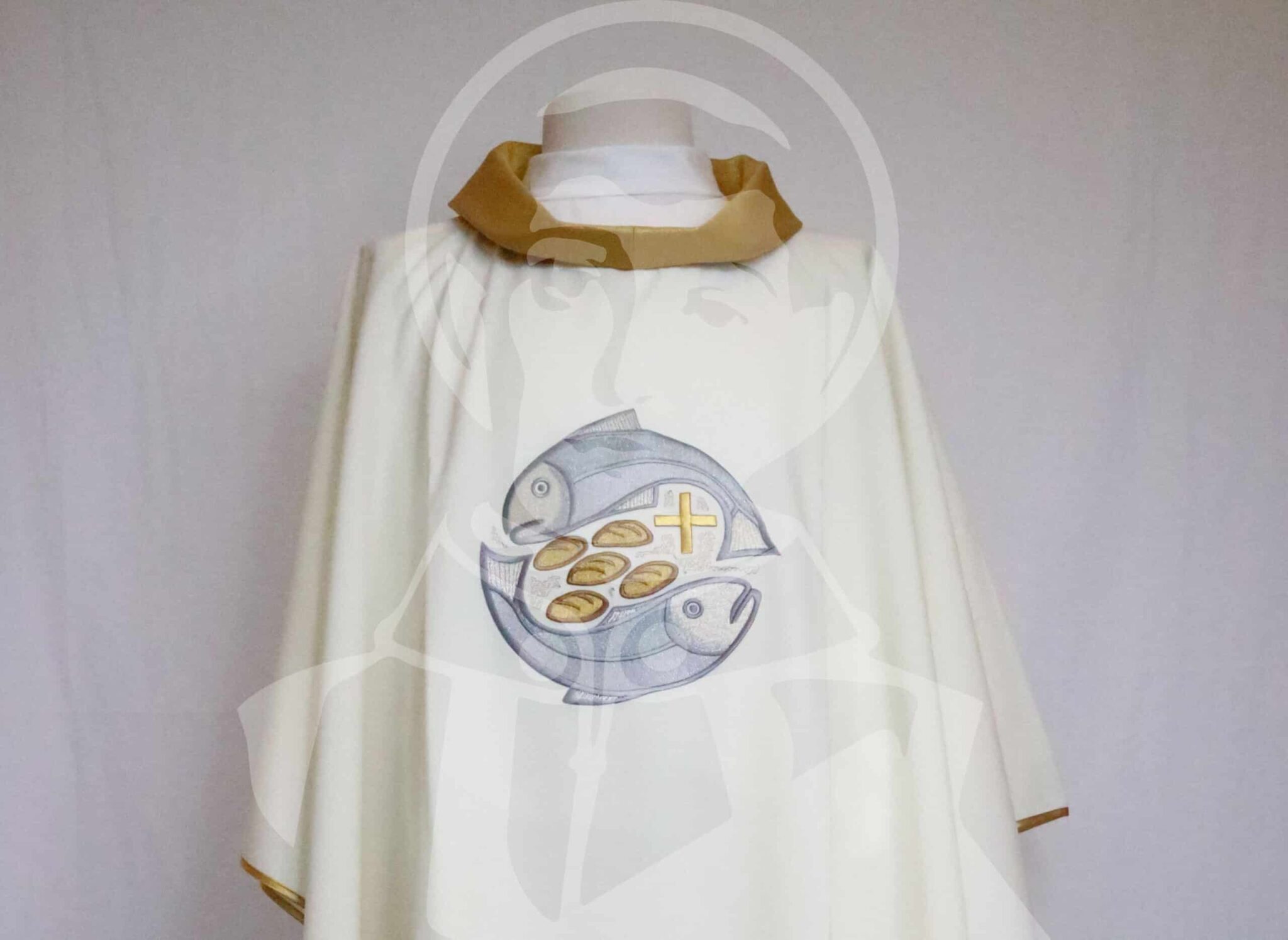 Casula Branca com estola