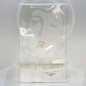 Toalha de Batismo Bordada - Bege