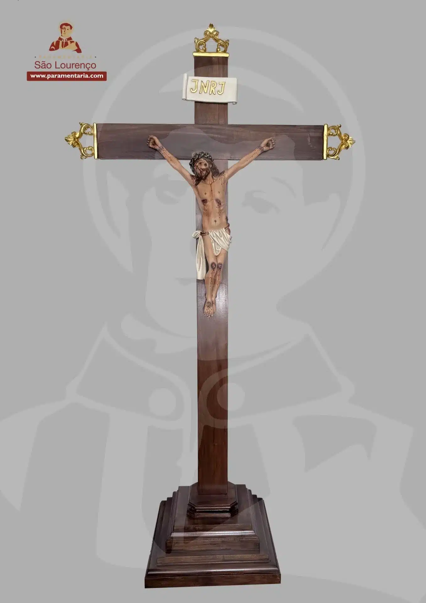 Crucifixo de Madeira com Cristo