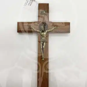 Cruz de São Bento em Madeira