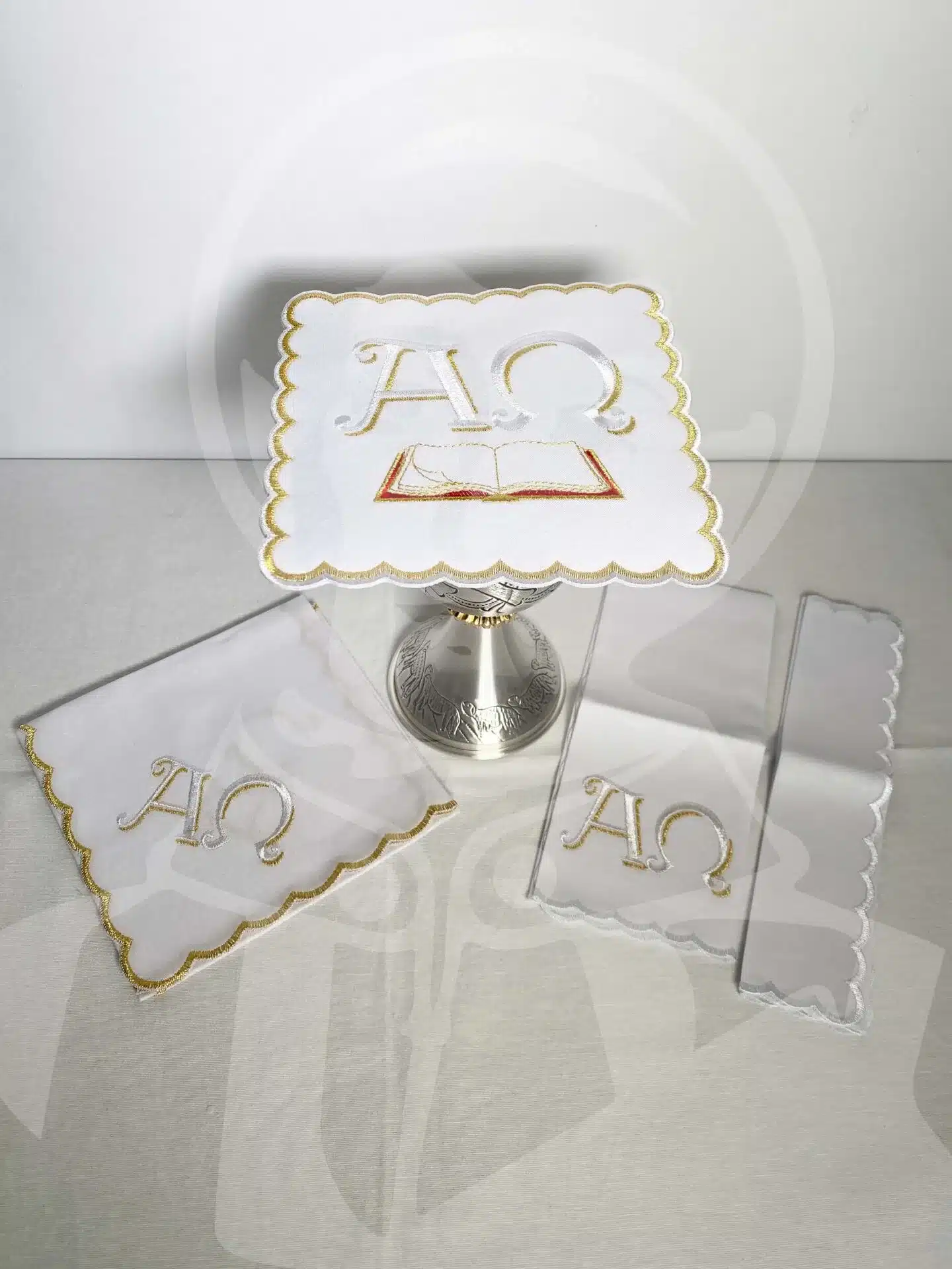 Conjunto de Altar Bordado Linho/Algodão Alfa e Ómega